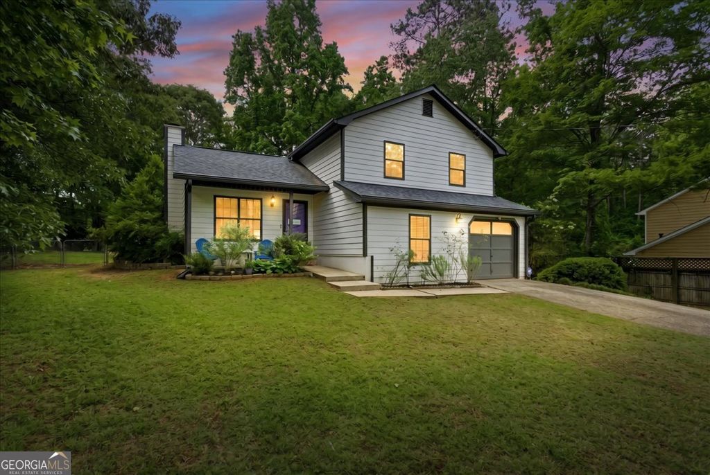 Photo of 1001 Forest Park Lane, Suwanee, GA 30024 (MLS # 10758750)