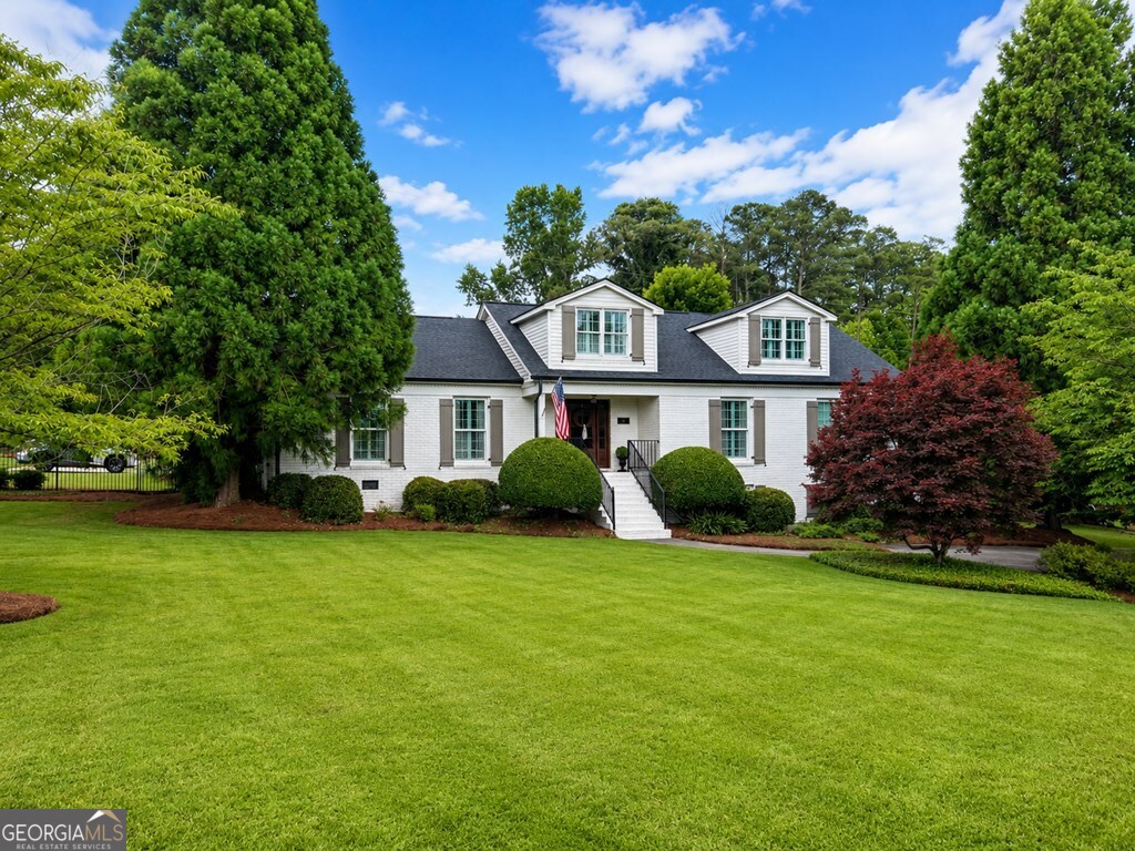 102 S Ole Hickory Trail