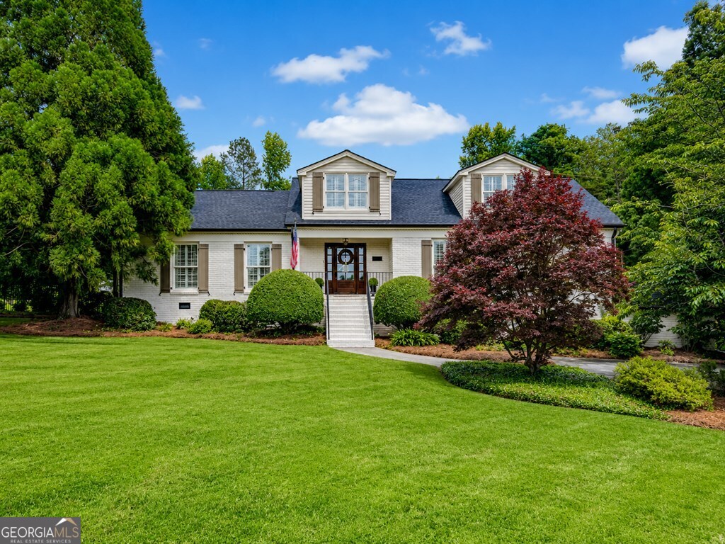102 S Ole Hickory Trail