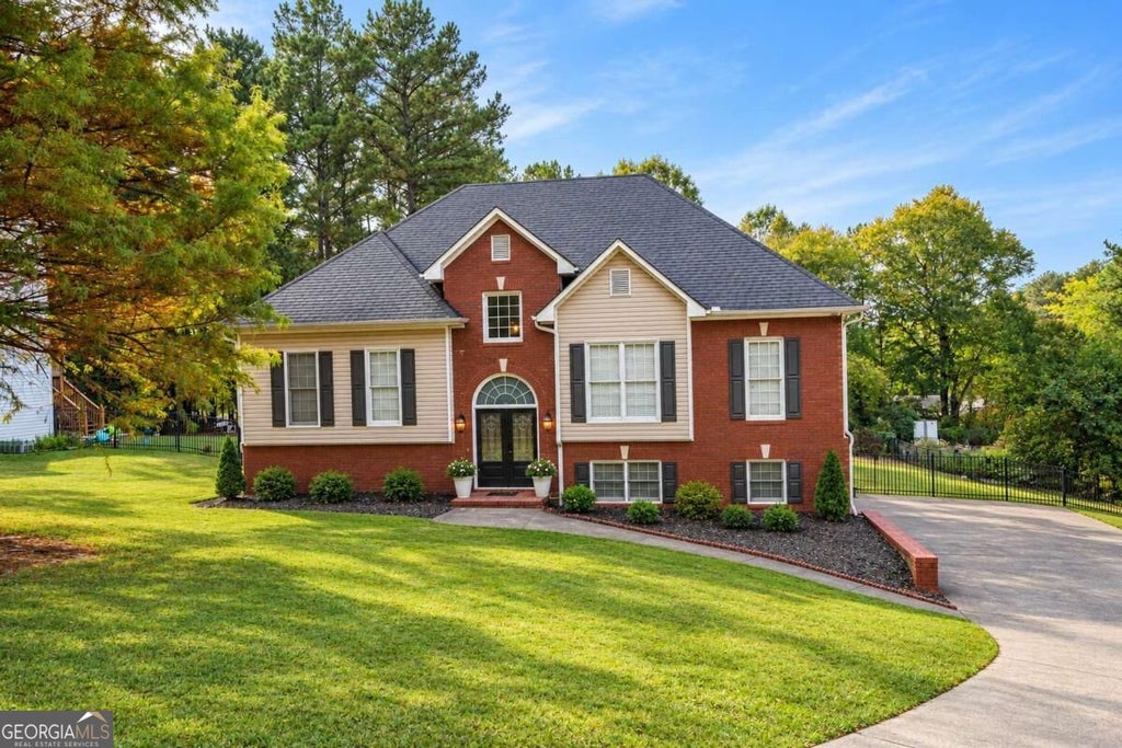 Photo of 44 Ivy Chase Way NW, Cartersville, GA 30121 (MLS # 10867544)