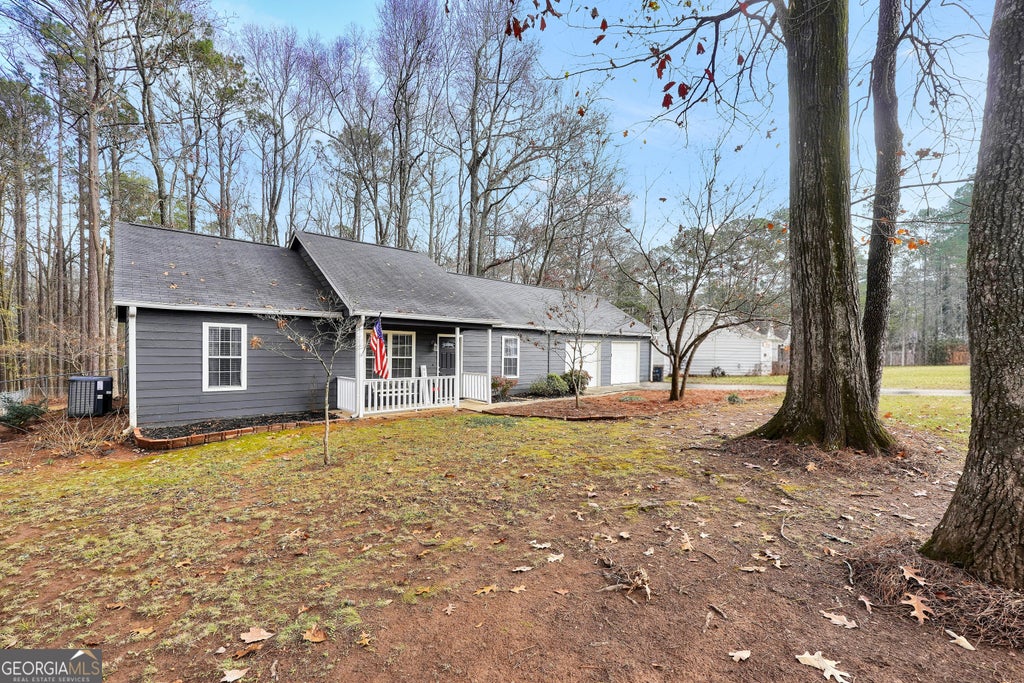 Photo of 145 Old Highway 85, Senoia, GA 30276 (MLS # 10807143)