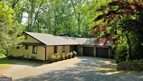 Photo of 414 Leaning Chimney Drive, Clayton, GA 30525 (MLS # 10741314)