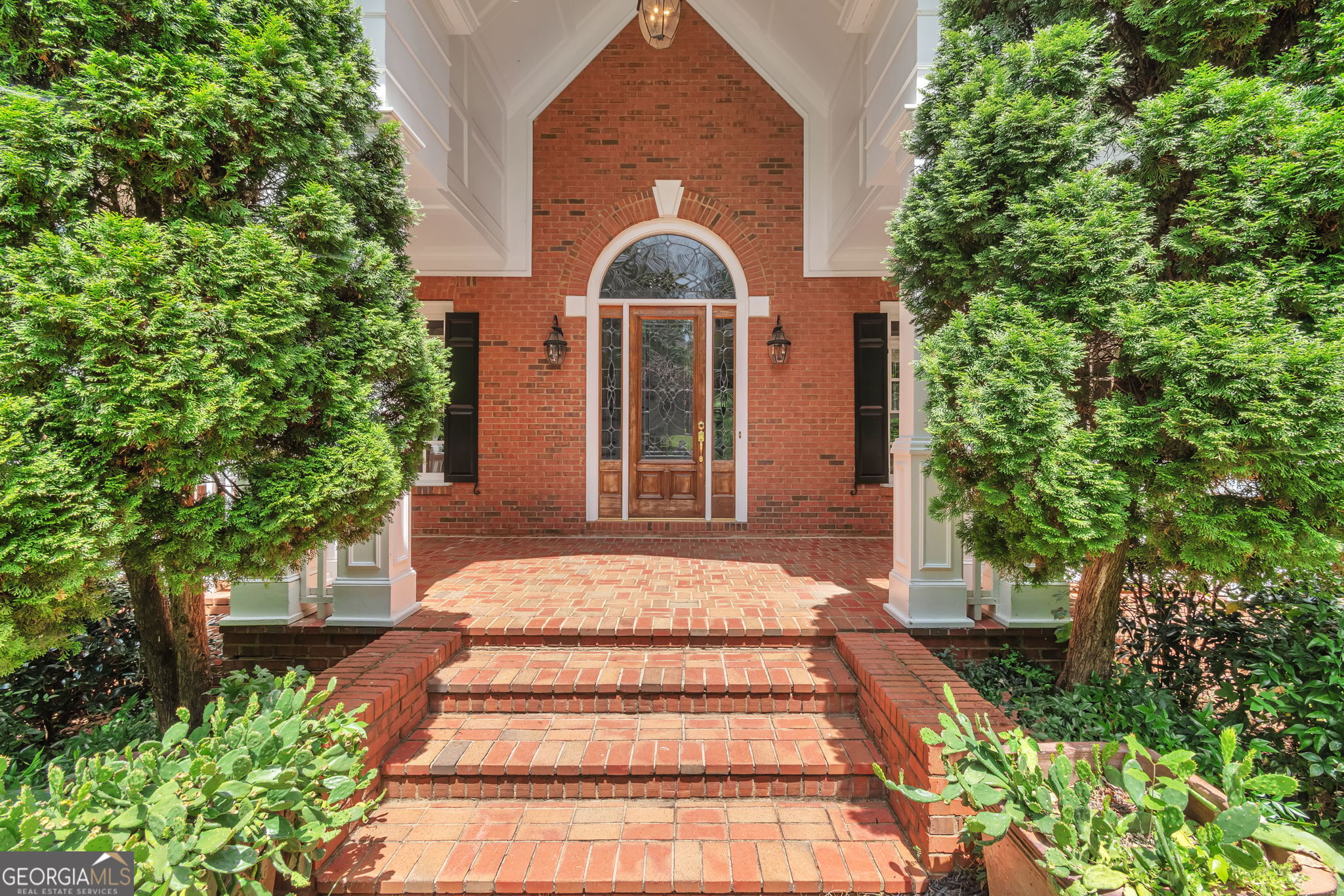 2160 Sugarloaf Club DR