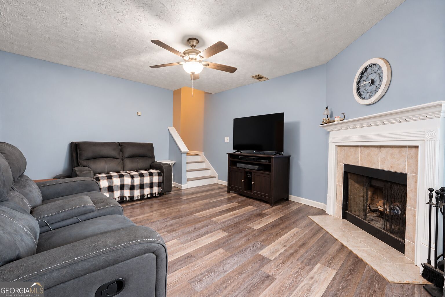 415 Underwood CT