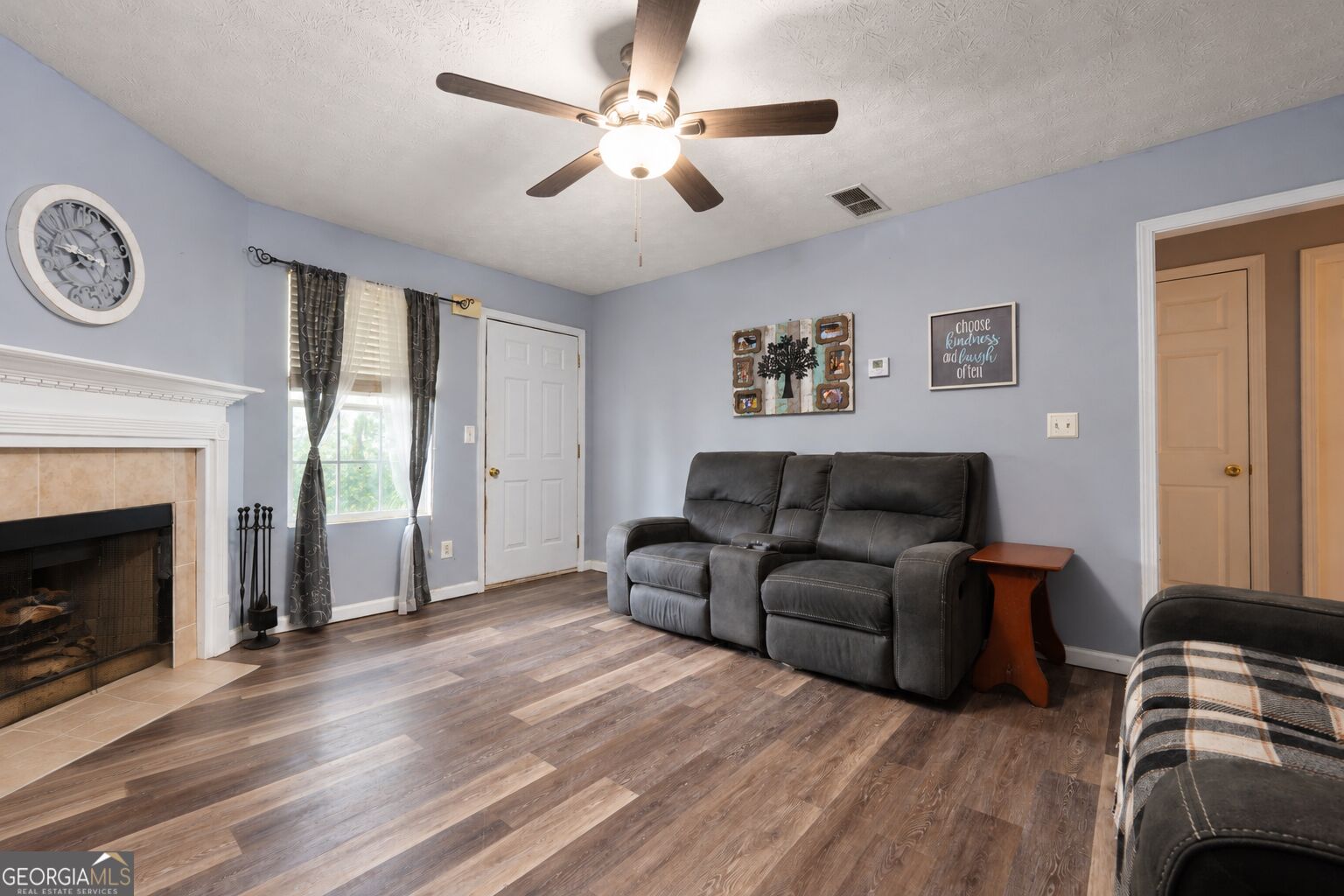 415 Underwood CT