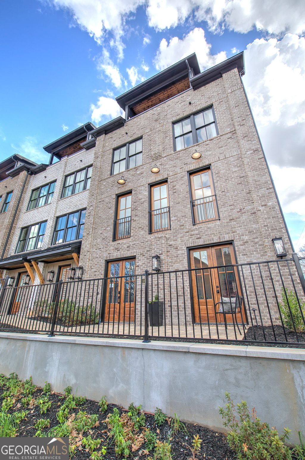 Photo of 178 W Main Street #205, Cartersville, GA 30120 (MLS # 10644933)