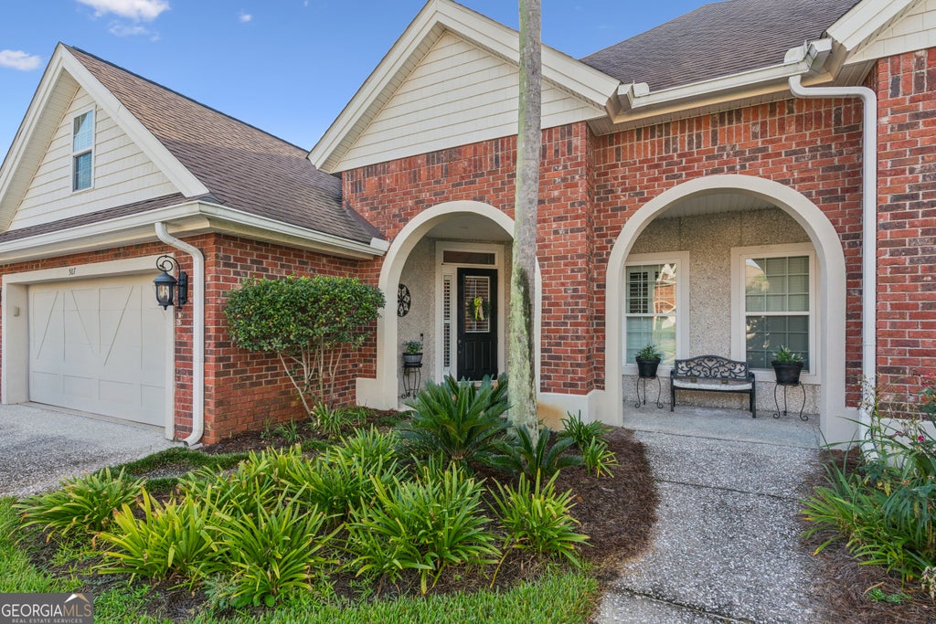 Photo of 507 Fox Run Circle, Brunswick, GA 31525 (MLS # 10872930)