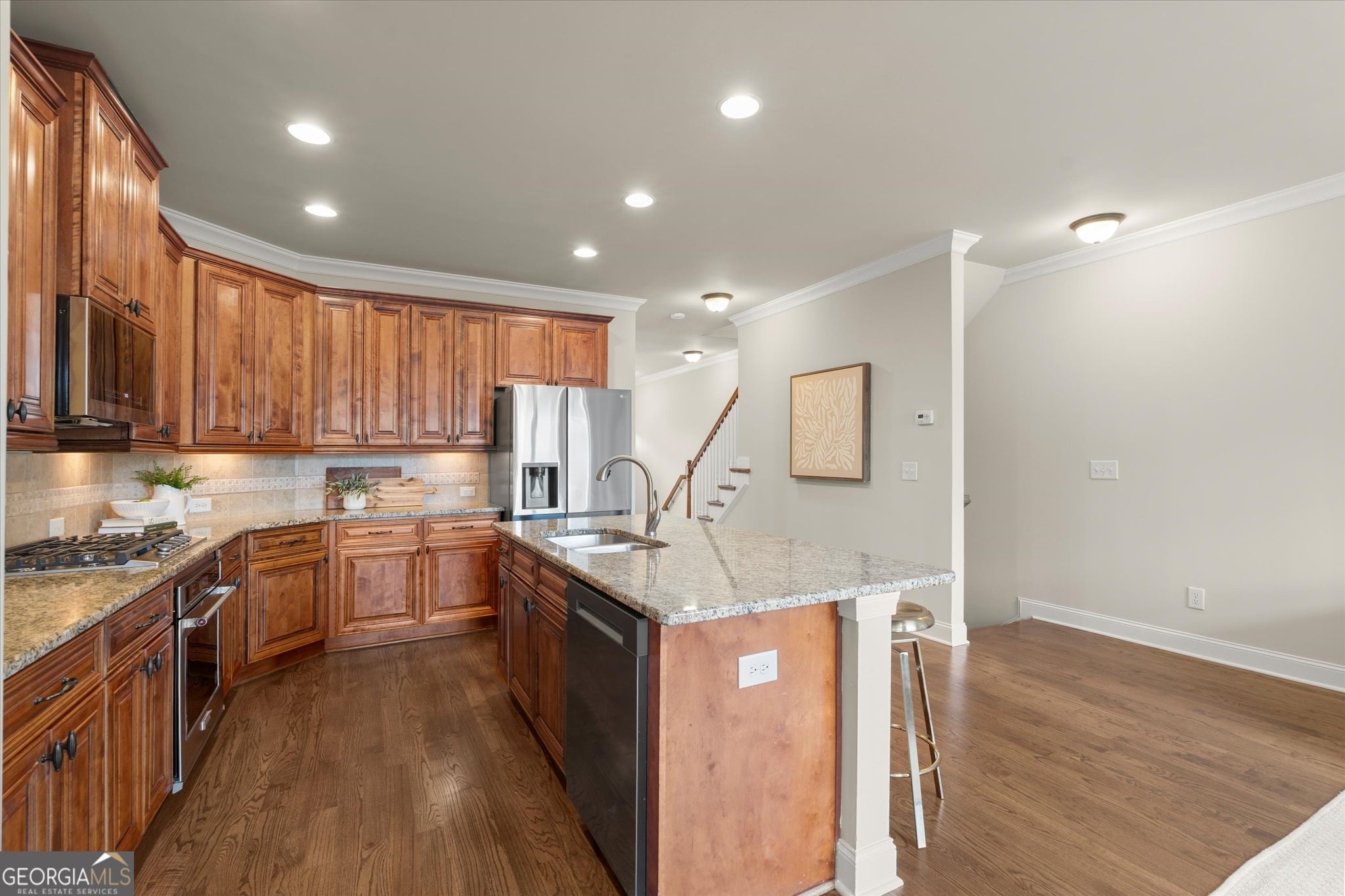 7640 Willoughby CT