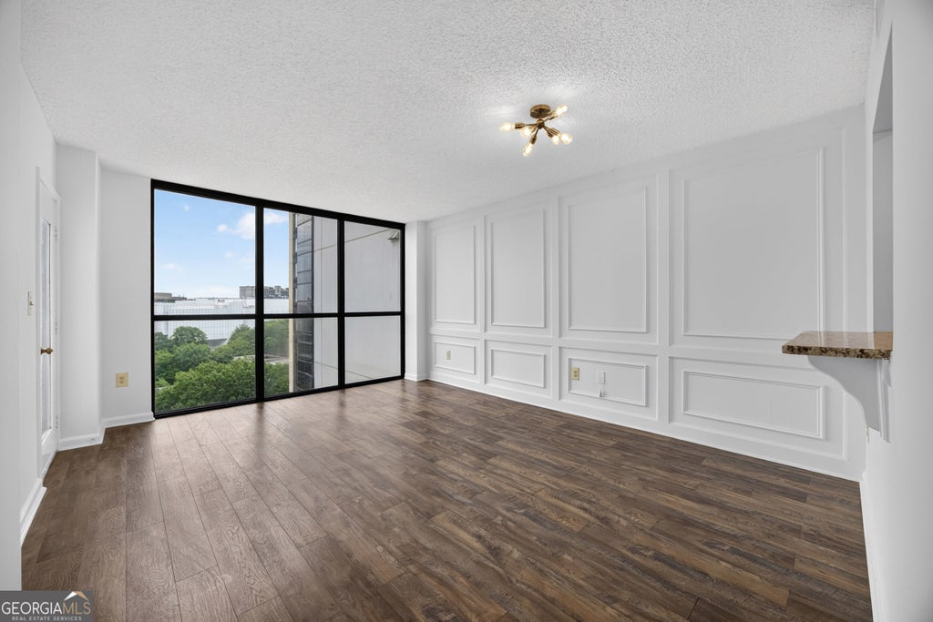 Photo of 1280 W Peachtree Street NW #APT 1710, Atlanta, GA 30309 (MLS # 10815125)