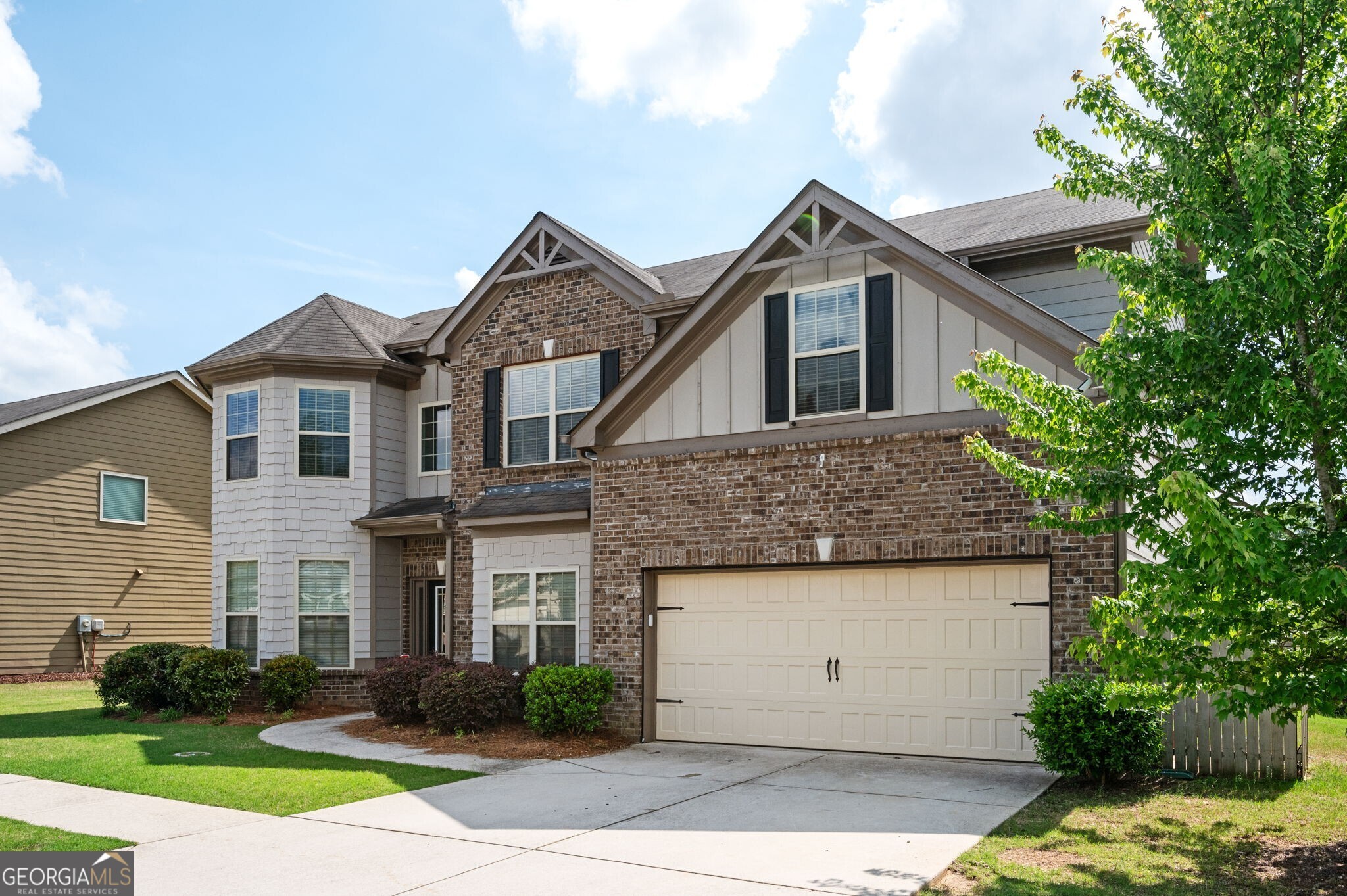 1208707981 Homes for Sale