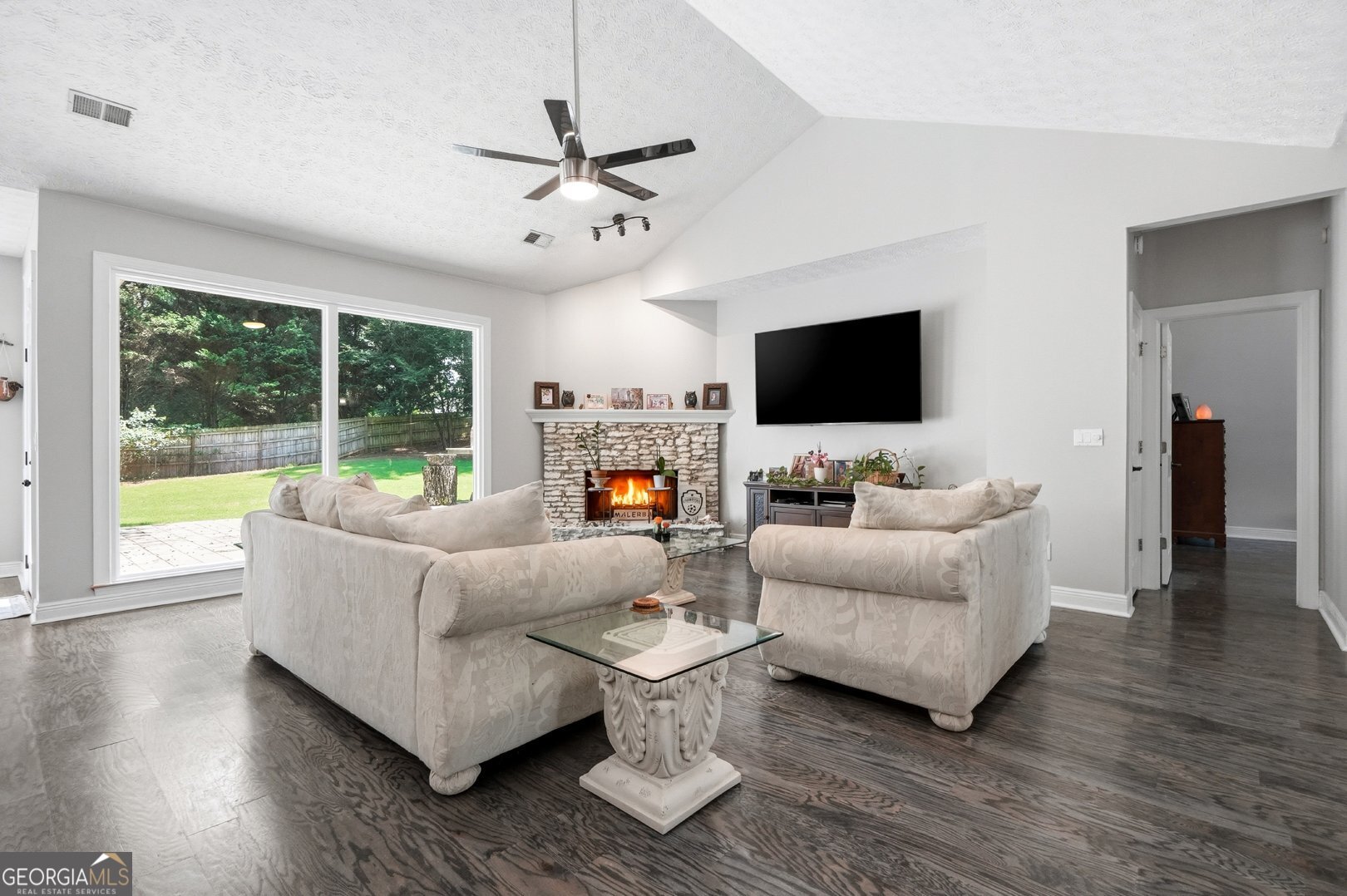 5804 County CT