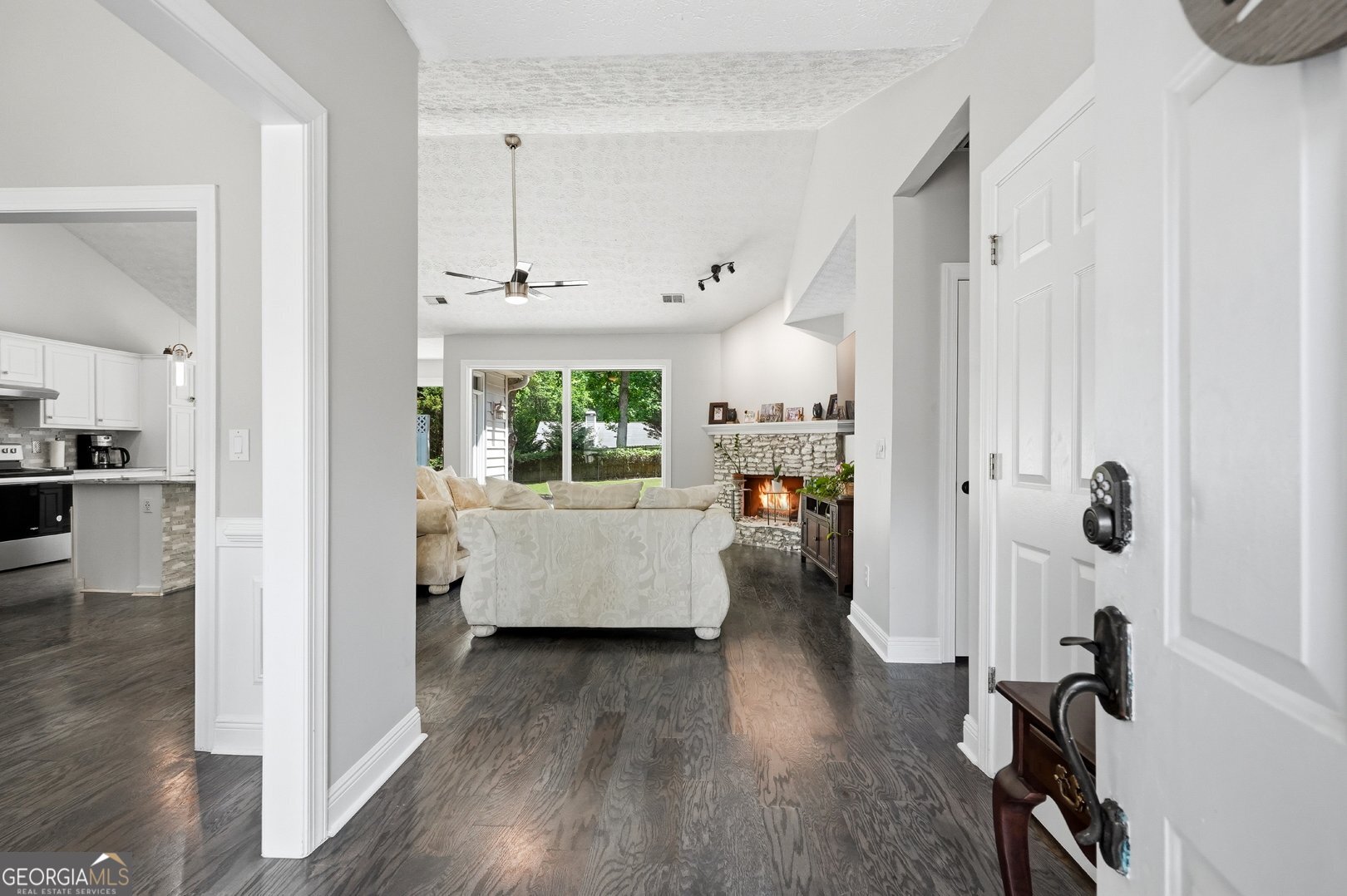 5804 County CT