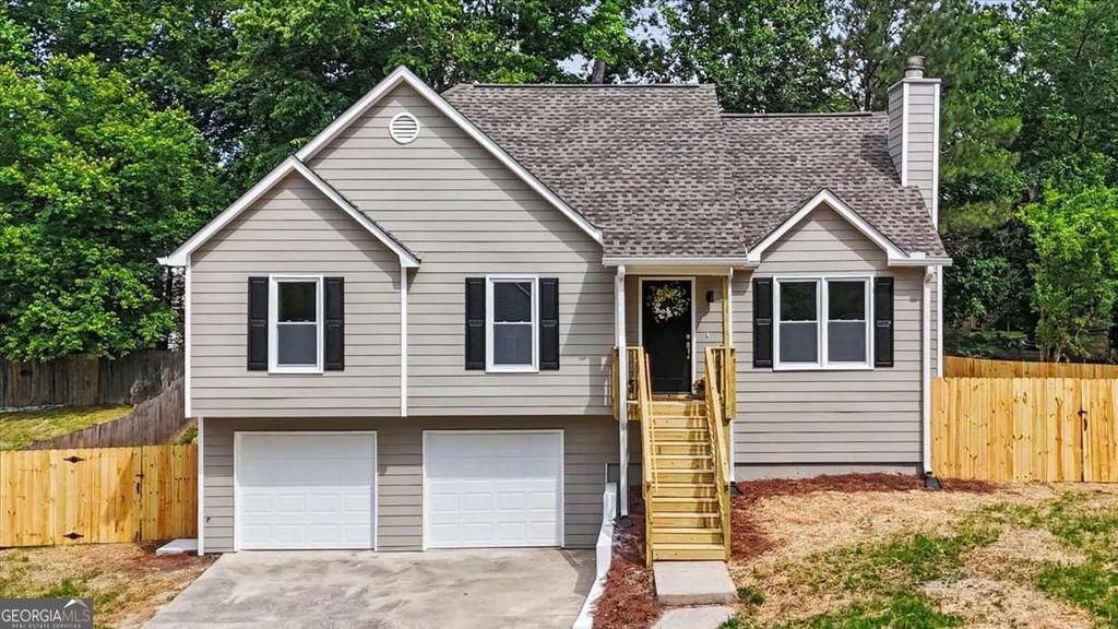 Photo of 212 Kiowa Court SE, Acworth, GA 30102 (MLS # 10769141)