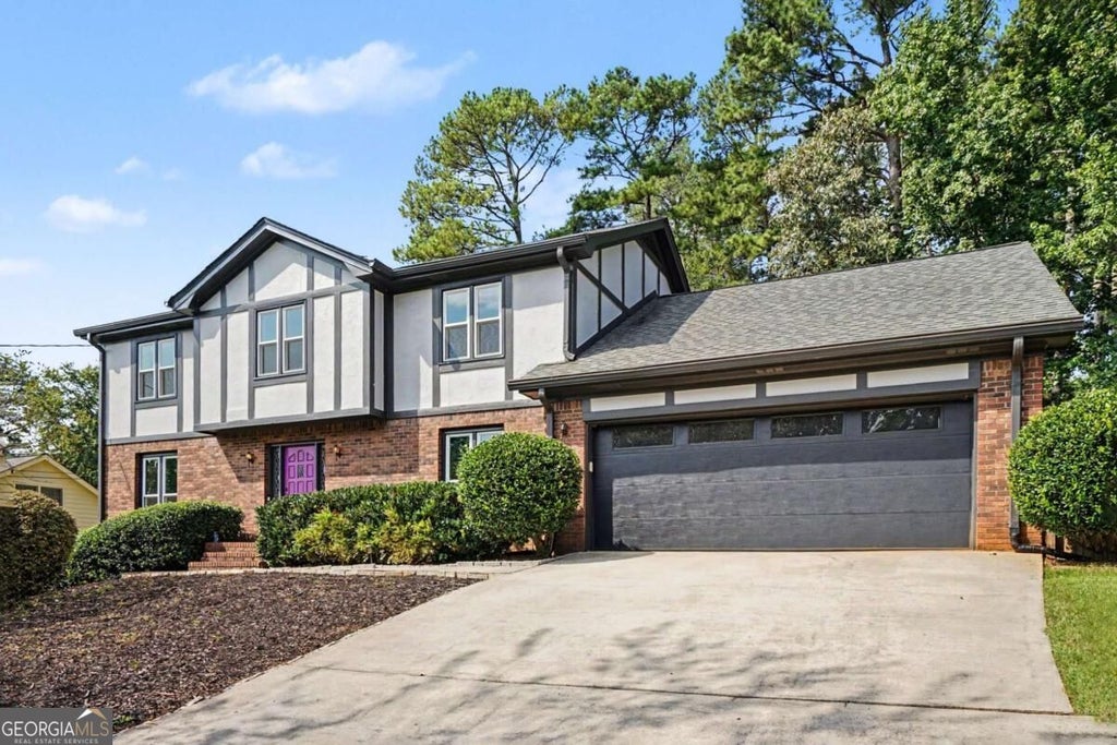Photo of 3010 Wembley Ridge, Atlanta, GA 30340 (MLS # 10851888)