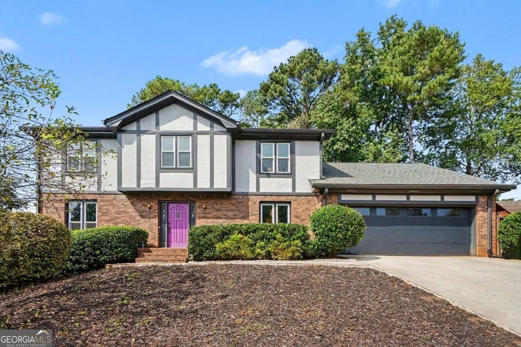 Photo of 3010 Wembley Ridge, Atlanta, GA 30340 (MLS # 10851888)