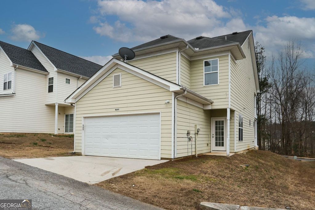 Photo of 4691 Highpoint Lane, Atlanta, GA 30349 (MLS # 10704569)