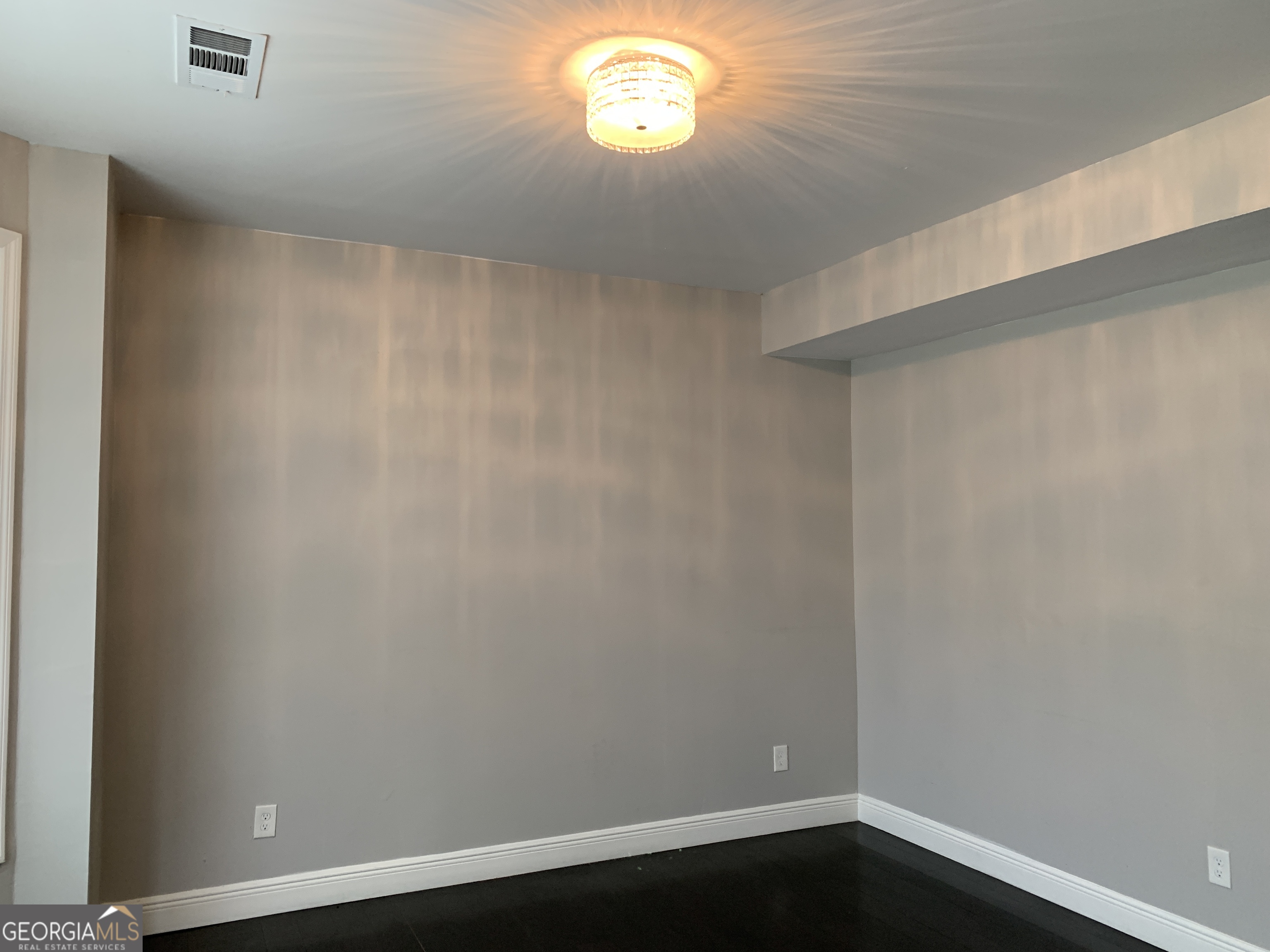 6220 Polar Fox CT