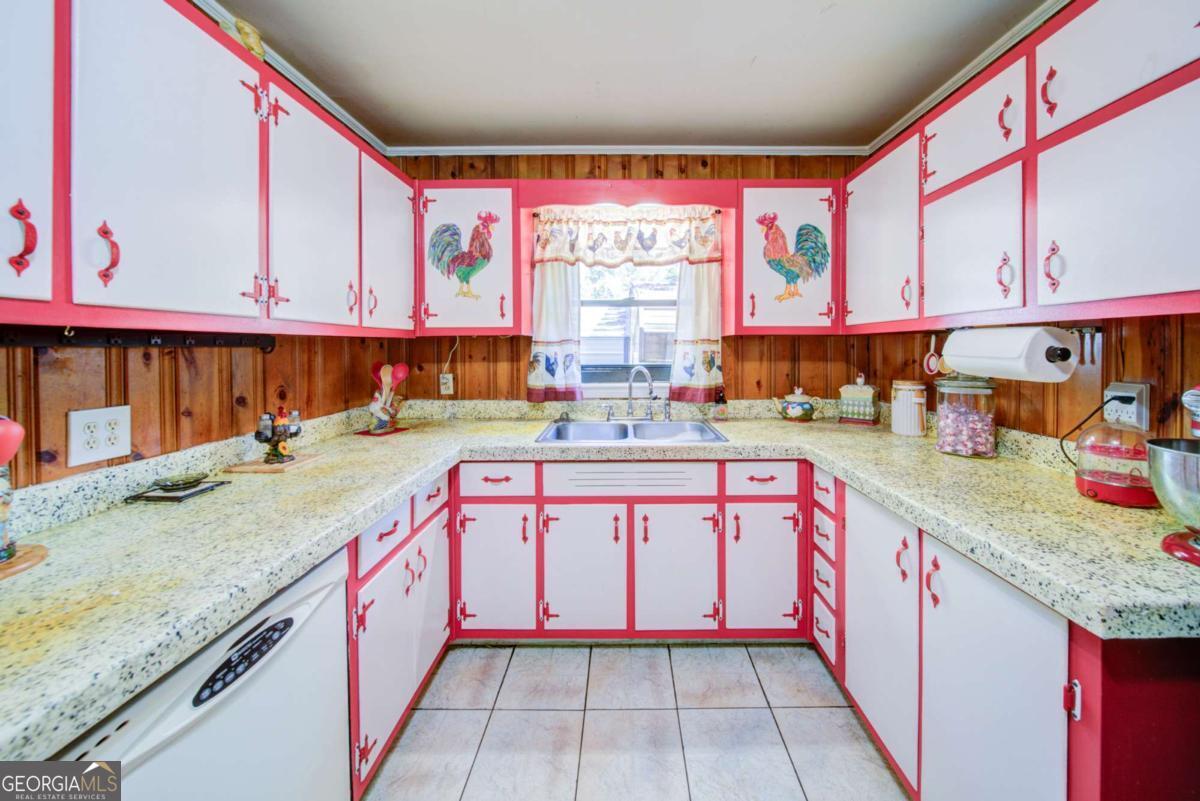 153 Dawson Forest RD