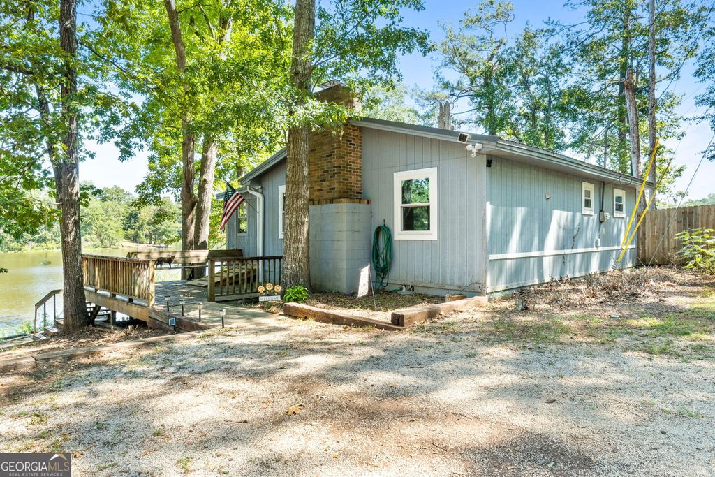 Photo of 196 Horseshoe Bend Road, Jackson, GA 30223 (MLS # 10707215)
