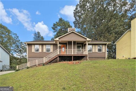 Photo of 3806 Etna Drive, Snellville, GA 30039 (MLS # 10622036)