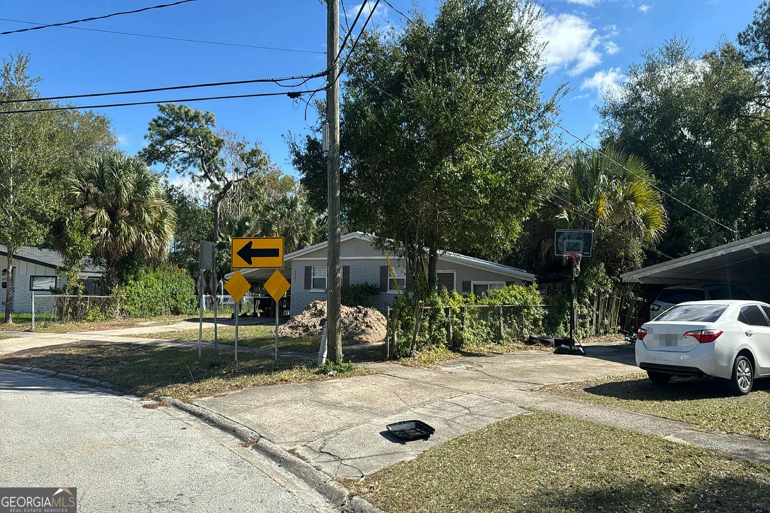 2901 Stonehurst RD E