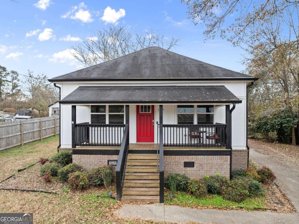 Photo of 197 Peach Street, Commerce, GA 30529 (MLS # 10661691)