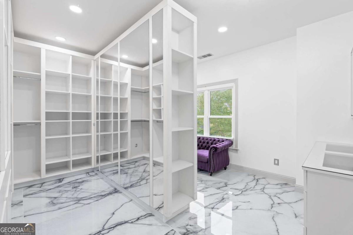 Hampshires - Residential