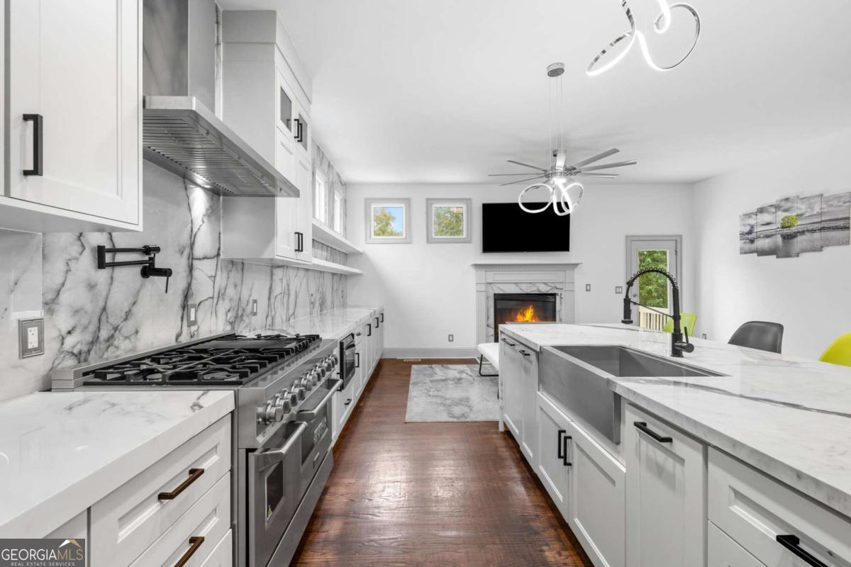 Hampshires - Residential