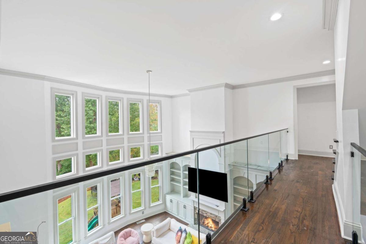 Hampshires - Residential