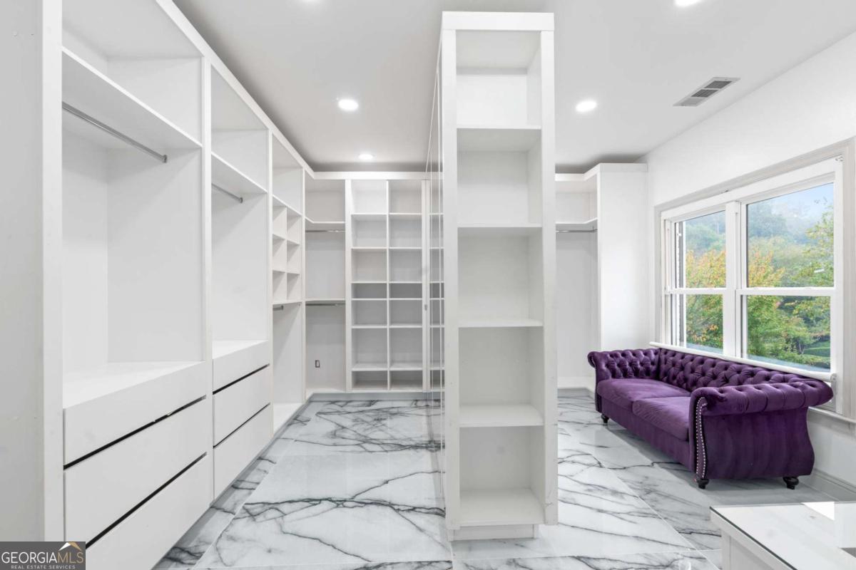 Hampshires - Residential