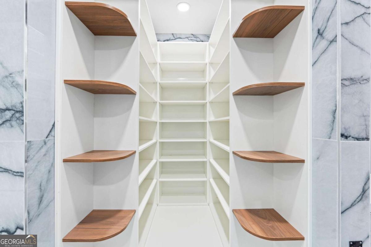 Hampshires - Residential