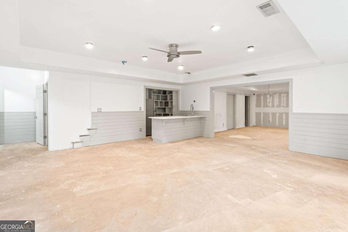 Hampshires - Residential