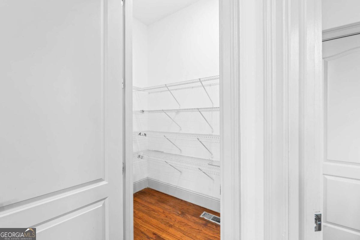 Hampshires - Residential