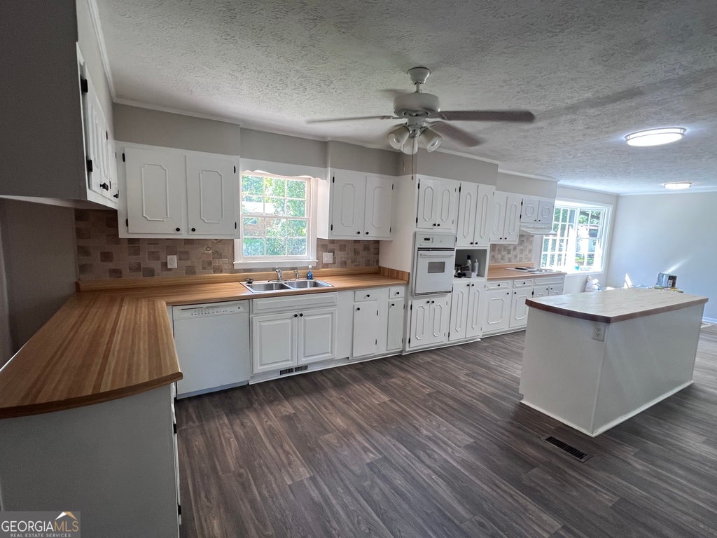 Photo of 1727 Briarcliff Road, Milledgeville, GA 31061 (MLS # 10795629)