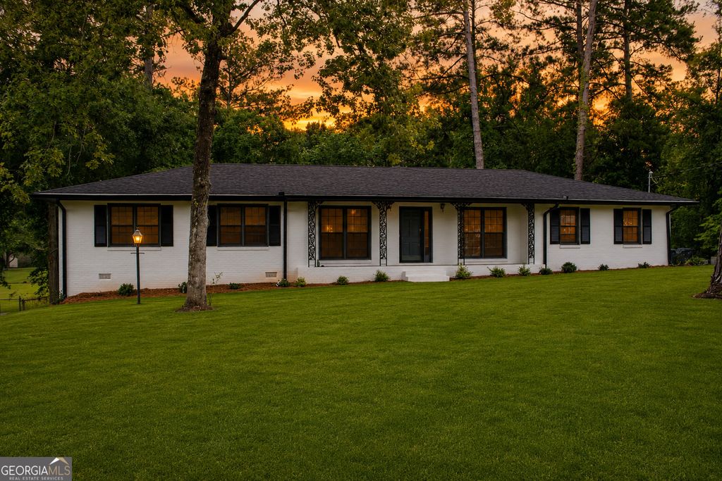 Photo of 1727 Briarcliff Road, Milledgeville, GA 31061 (MLS # 10795629)