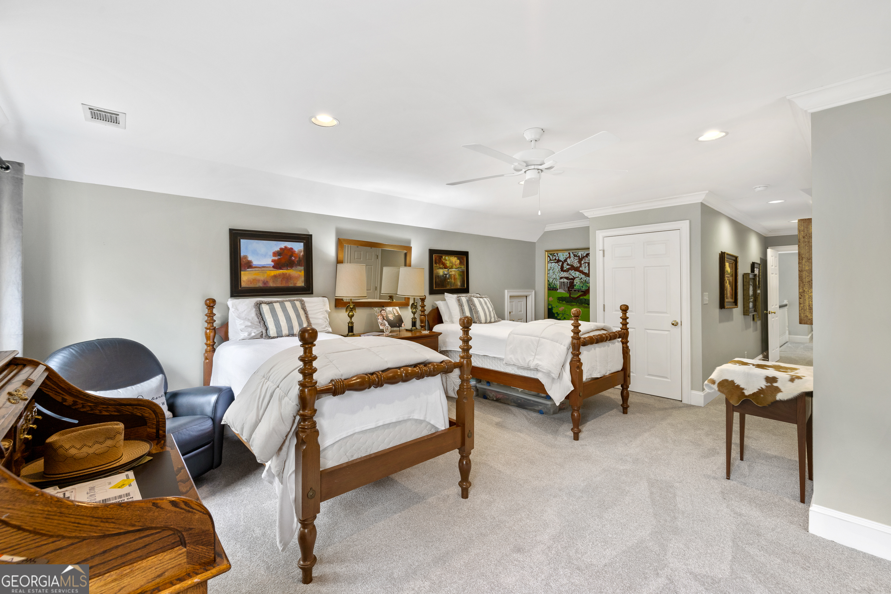 112 Porterfield DR