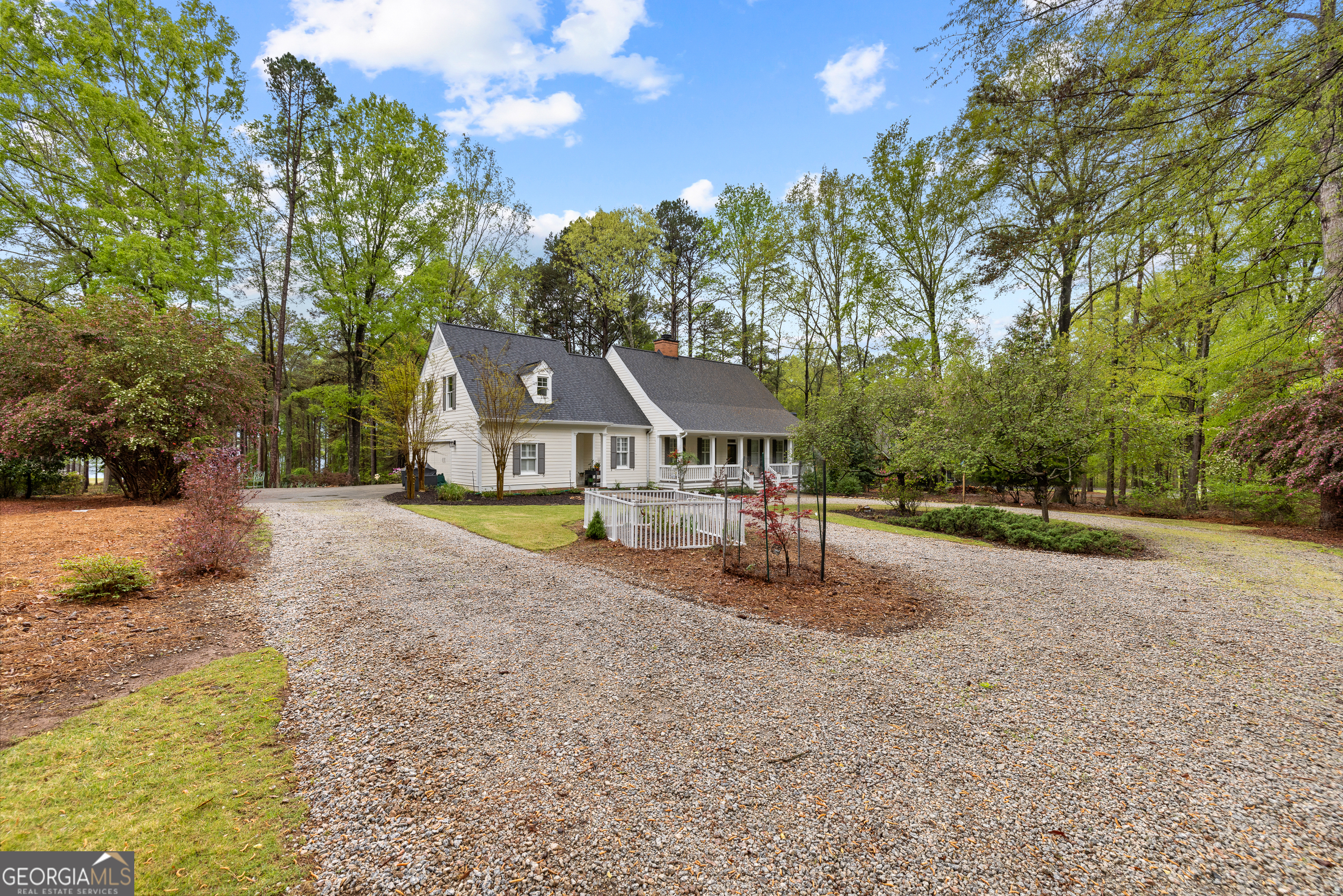 112 Porterfield DR