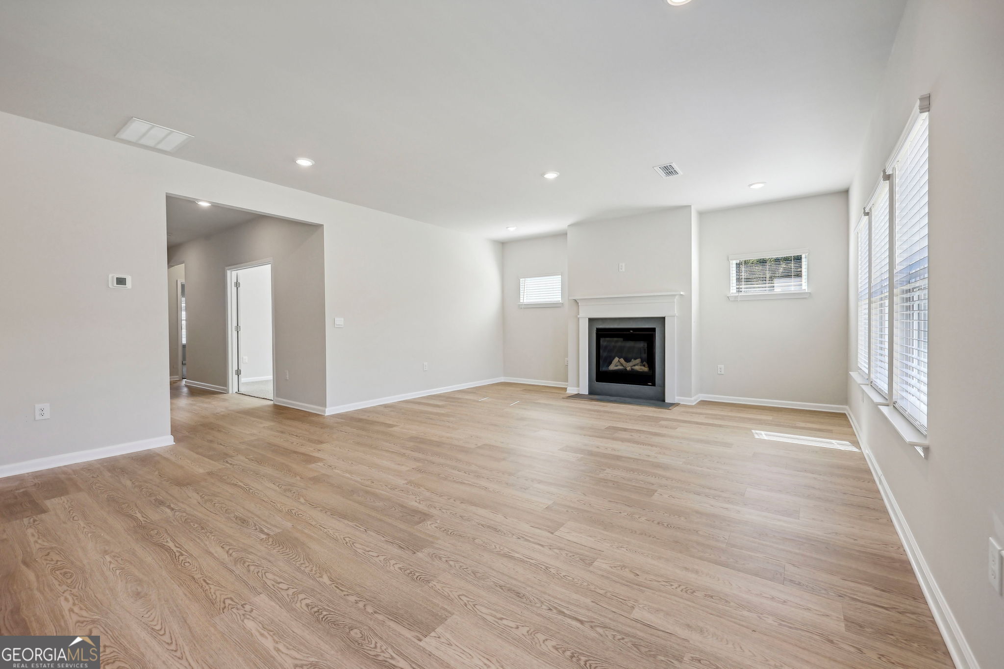 1084 Sope Creek CIR