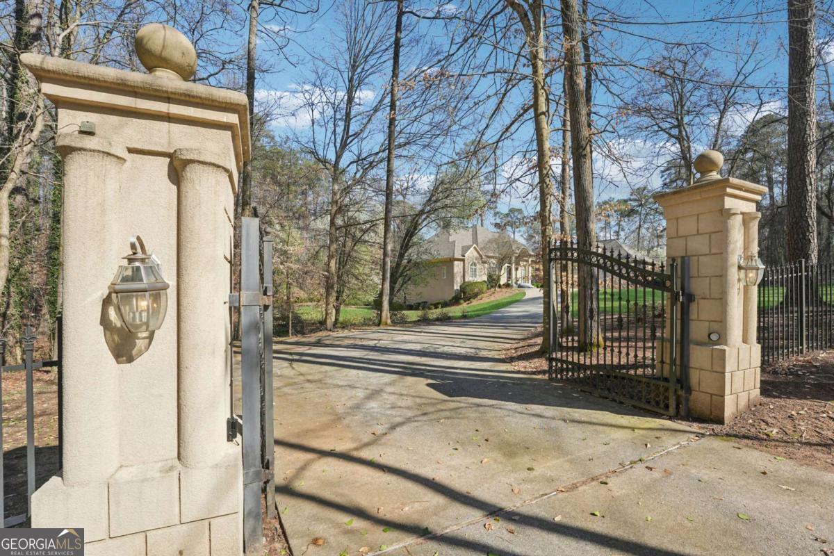 1296 Niskey Lake RD SW