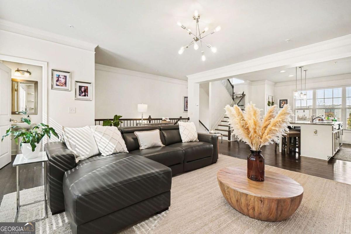 6432 Brookside BLVD SE