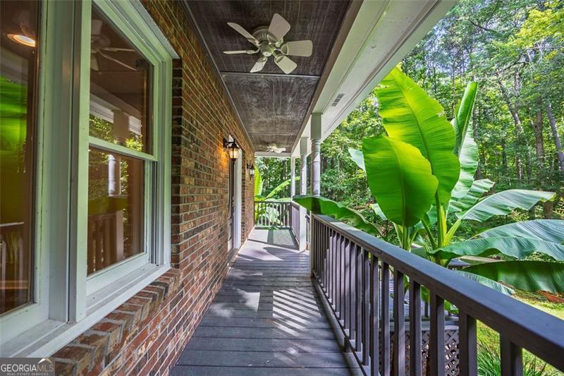781 Grist Mill DR E