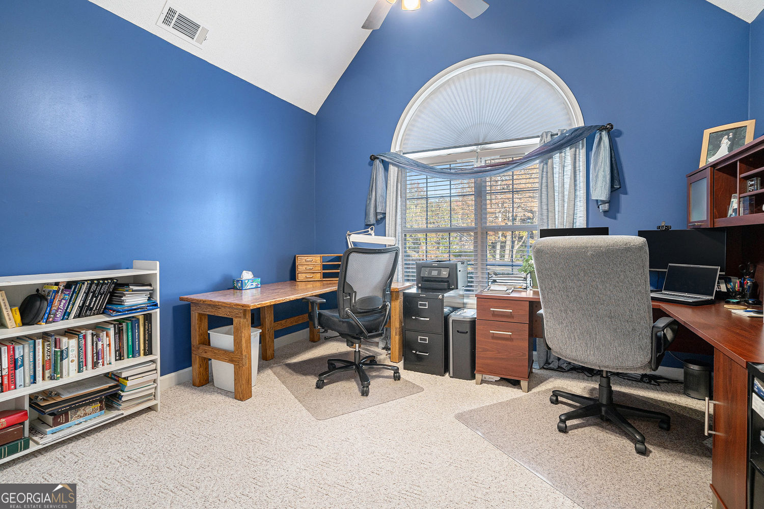 HOME PLACE - Residential