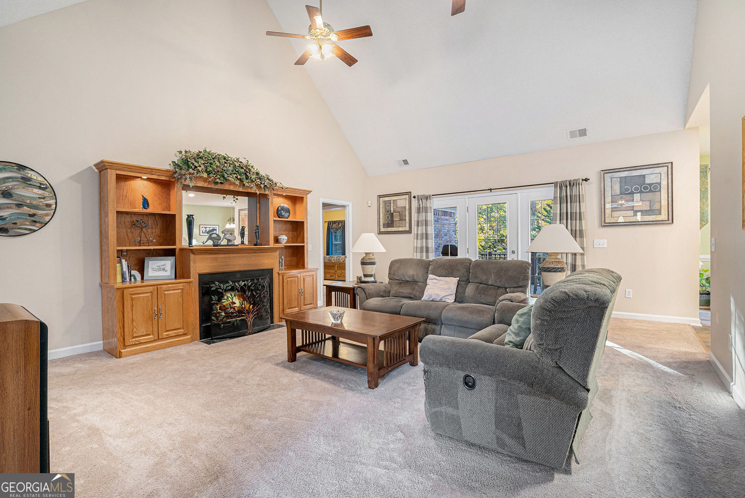 HOME PLACE - Residential