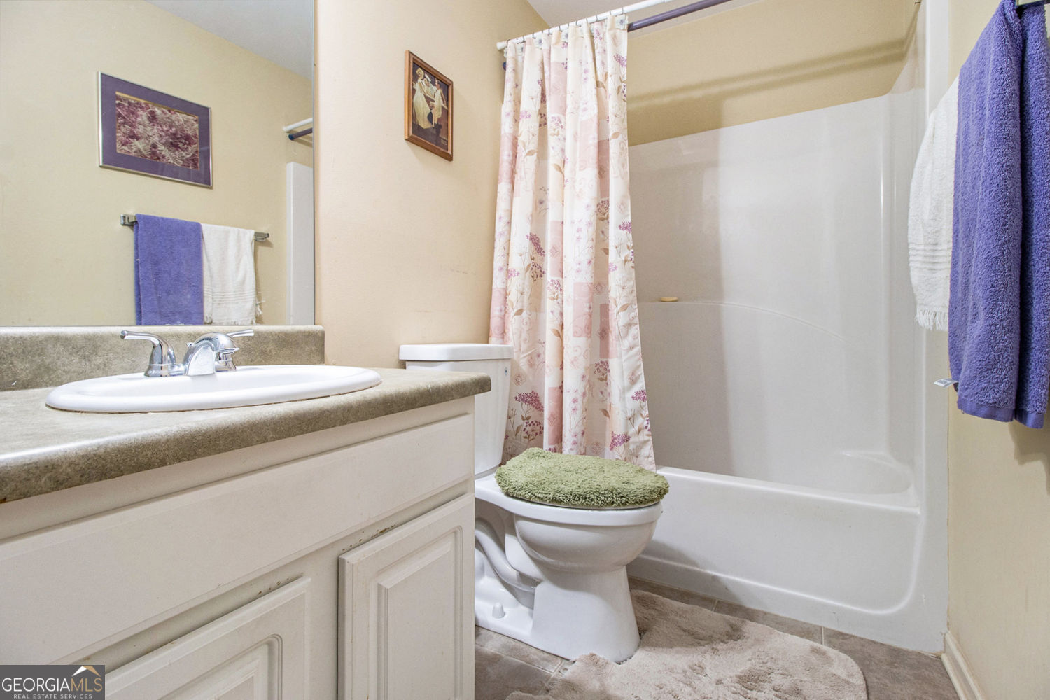 CREEKWOOD COMMONS - Residential