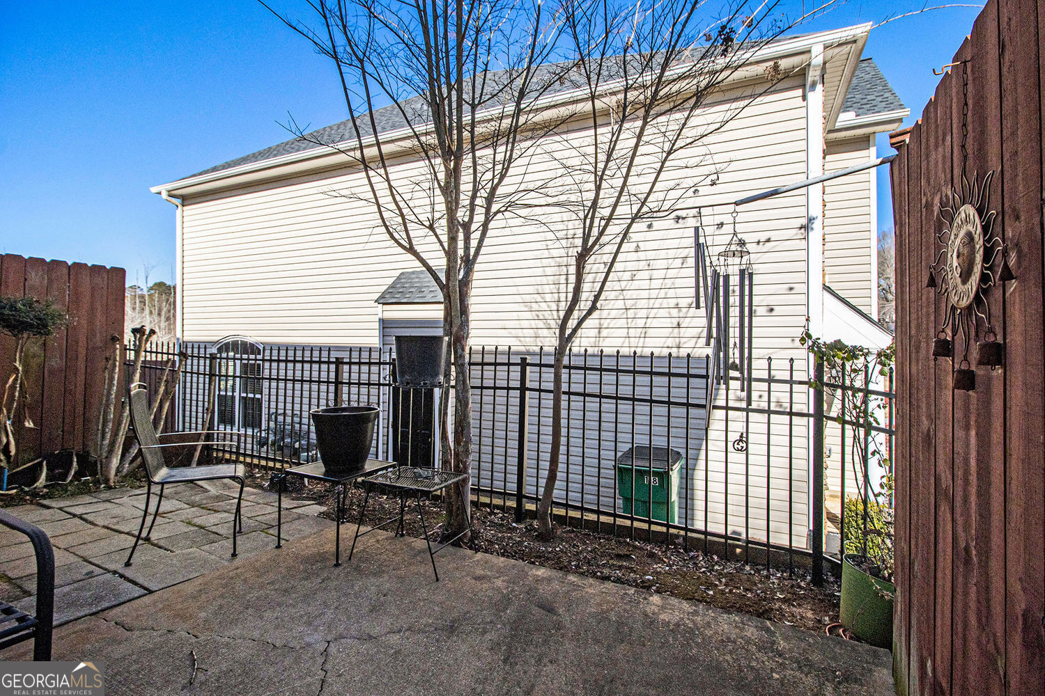 CREEKWOOD COMMONS - Residential