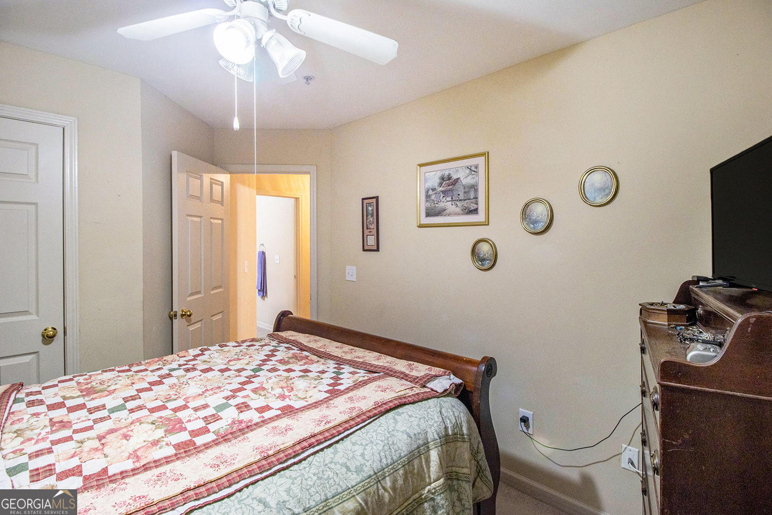 CREEKWOOD COMMONS - Residential