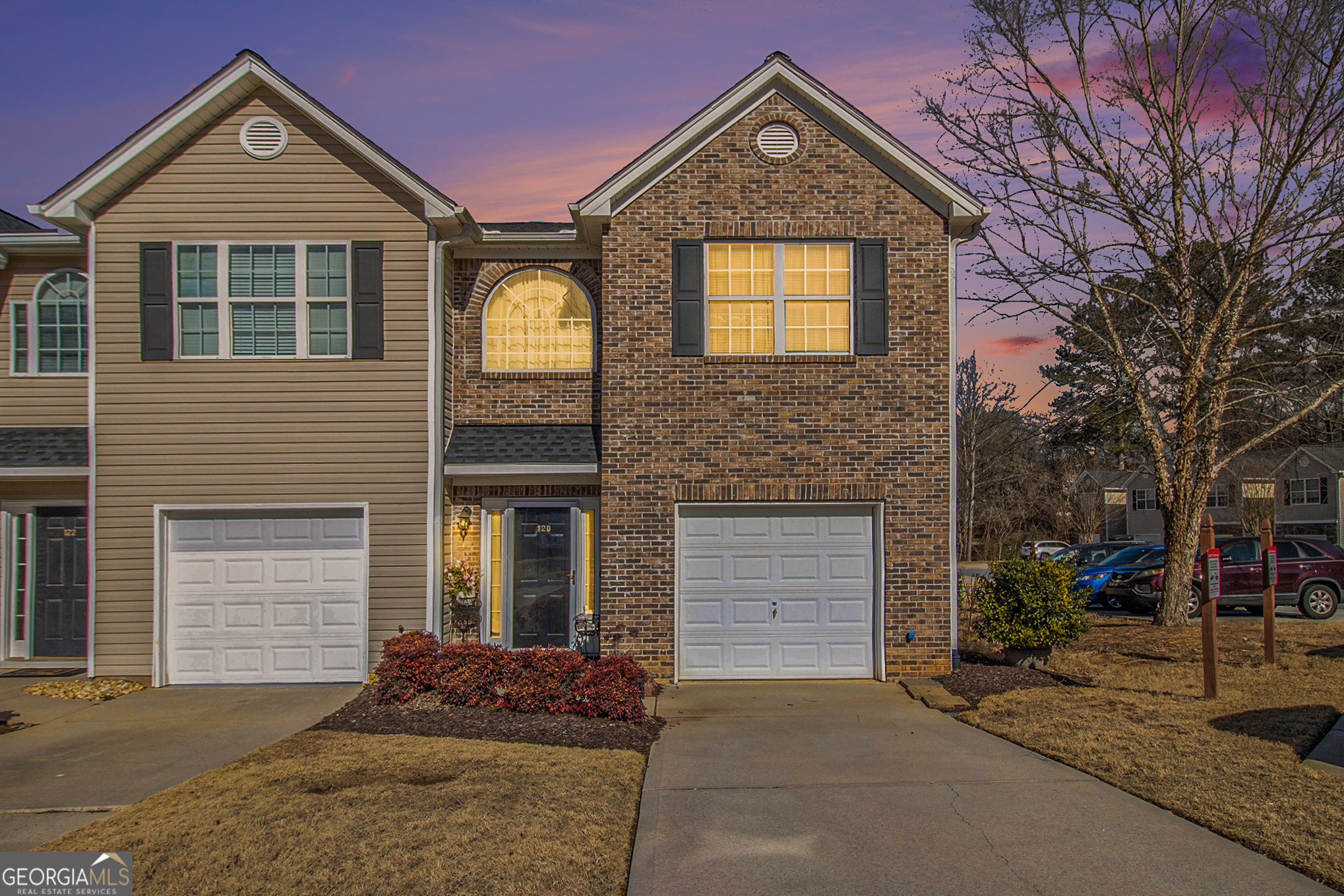 CREEKWOOD COMMONS - Residential