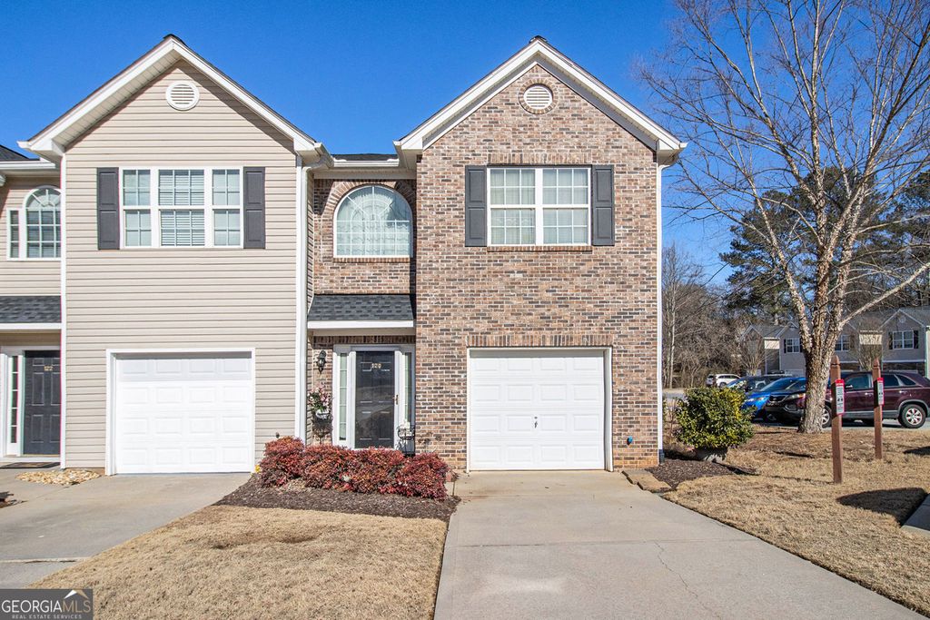 Photo of 120 Creekwood Drive, Woodstock, GA 30188 (MLS # 10631423)