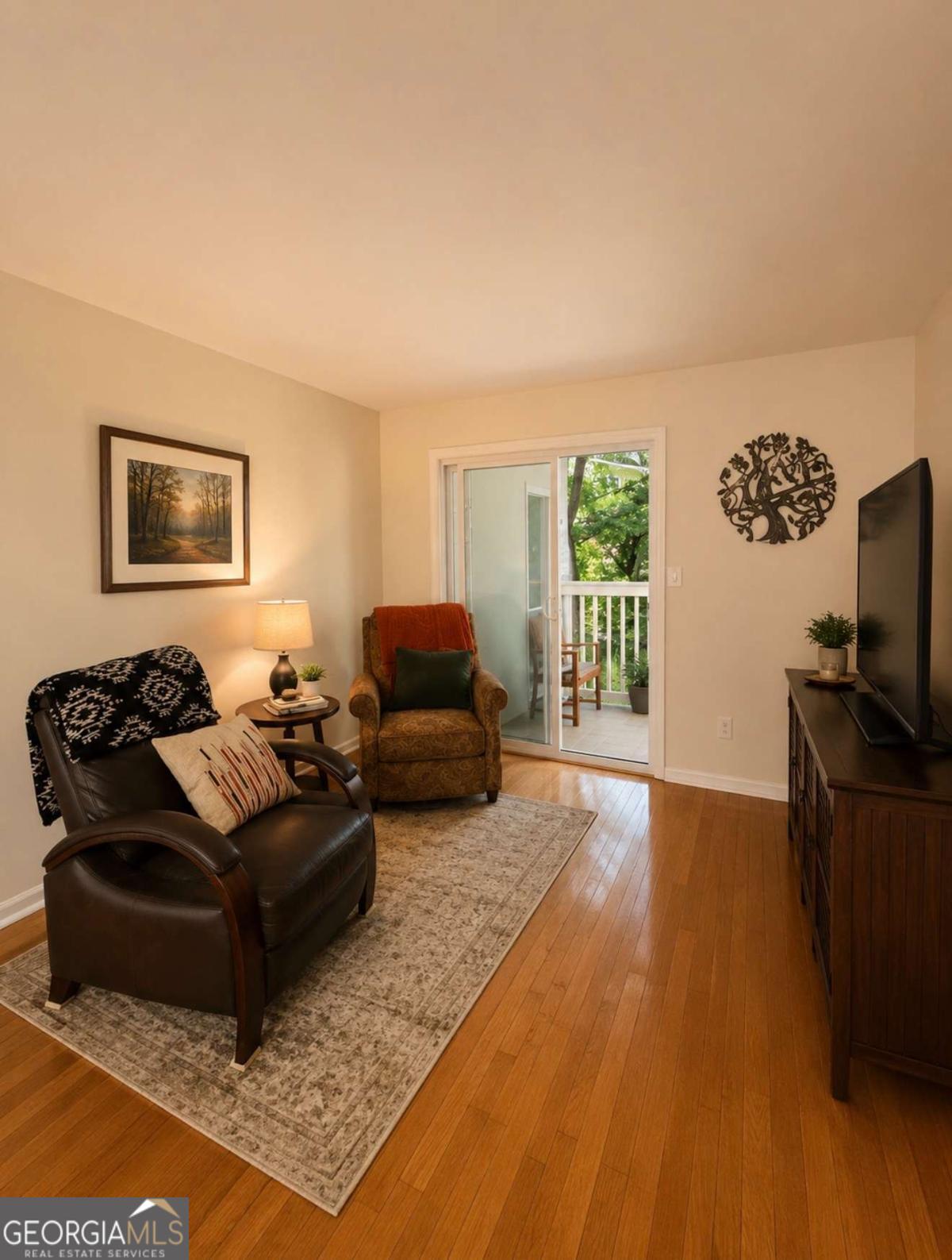 2043 Chastain Park CT NE