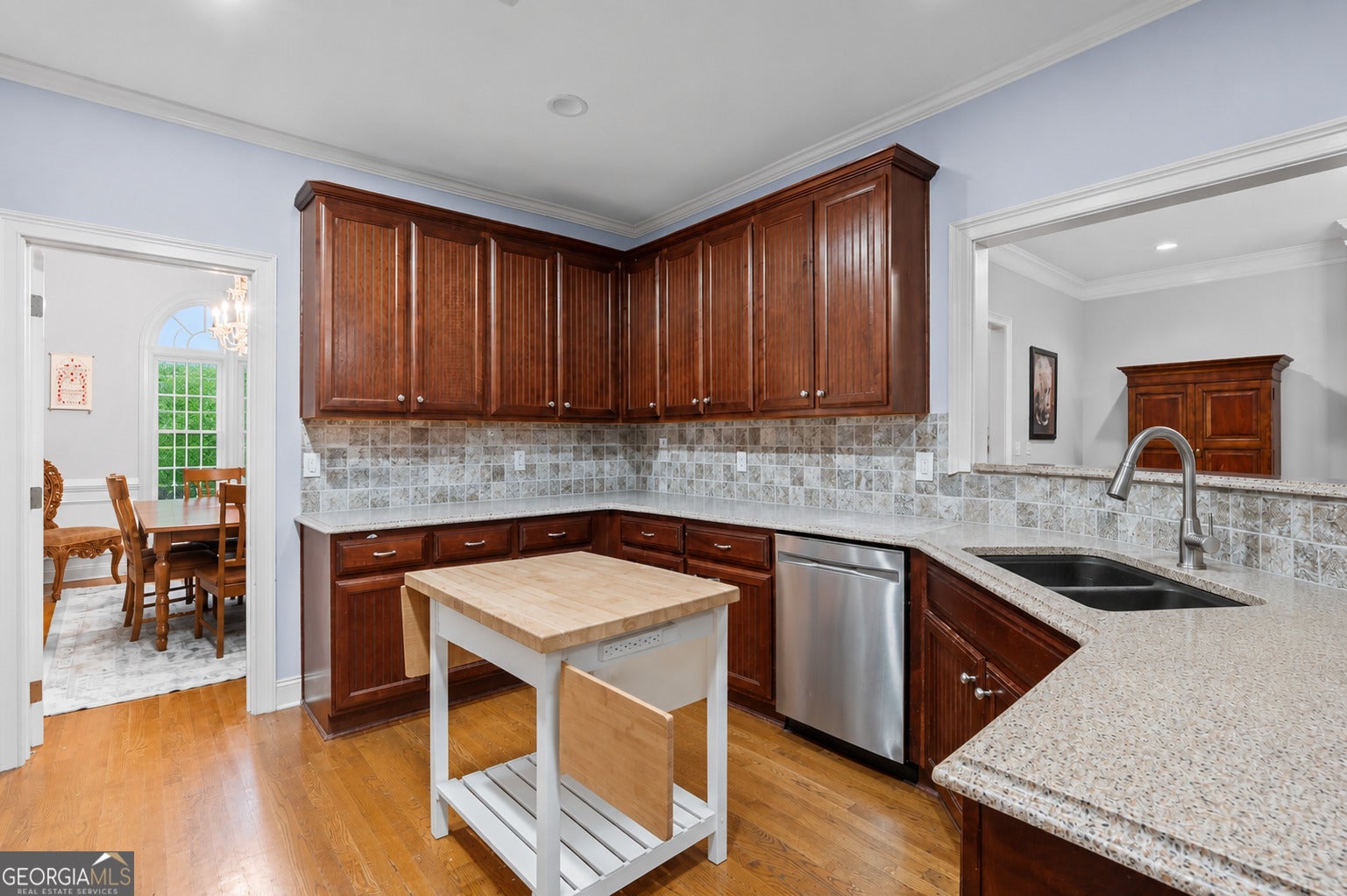 315 Monroe DR